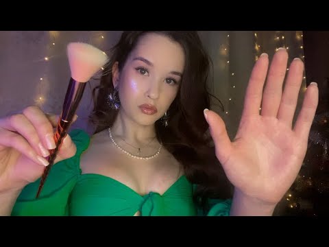 Видео: ASMR Кисточки и звуки рта Massage of the face and ears with brushes. Mouth sounds and hand movements