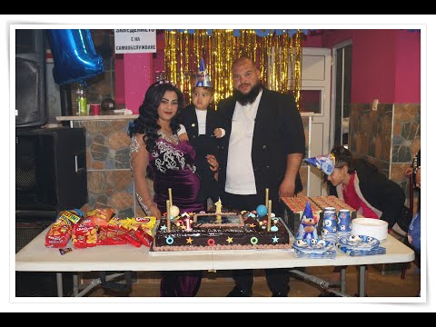 Видео: Първия Рожден ден на Иван.... 2-Част