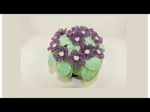 Видео: Фиалка из бисера  Часть 1 / Beaded Violet Part 1