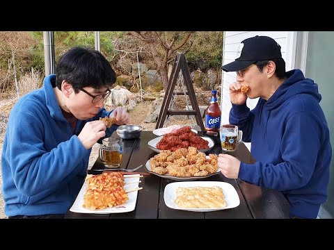 Видео: Мукбанг из курицы по-корейски, приготовленный братьями (курица с приправами, жареный цыпленок)