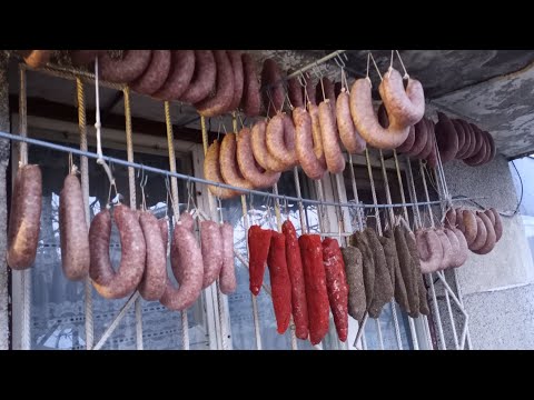 Видео: Обработихме цяло прасе и цяло теле.Коледа на село