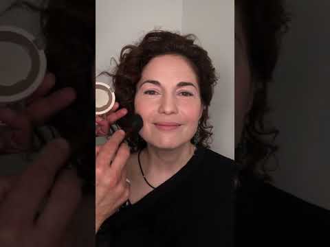 Видео: Возрастной макияж, а тонального крема нет! Жду ваших оценок.