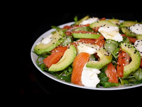 Видео: САЛАТ С КРАСНОЙ РЫБОЙ И АВОКАДО | Salmon & Avocado Salad