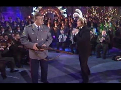 Видео: Николай Басков и хор МВД - Пиф-паф, ой-ой-ой!