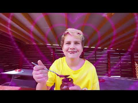 Видео: МОЯ ДЕВУШКА стала СУПЕРГЕРОЕМ на 24 часа! Смешные Ситуации с Одноклассниками