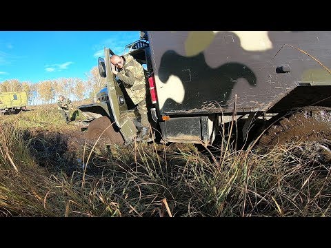 Видео: Кто победит Урал или Шишига в болоте???