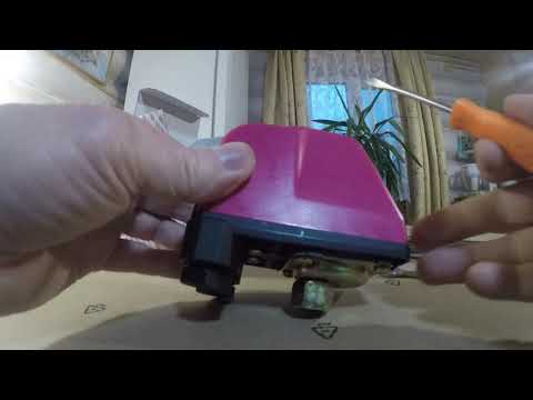 Видео: Реле защиты насоса от "сухого хода" !Устройство! Как настроить.