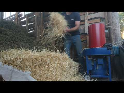 Видео: ПНЕВМОСІНОРІЗКА СОЛОМОРІЗКА СОЛОМА МЕЛЕМО ВСТИГАЙ ПОДАВАТИ