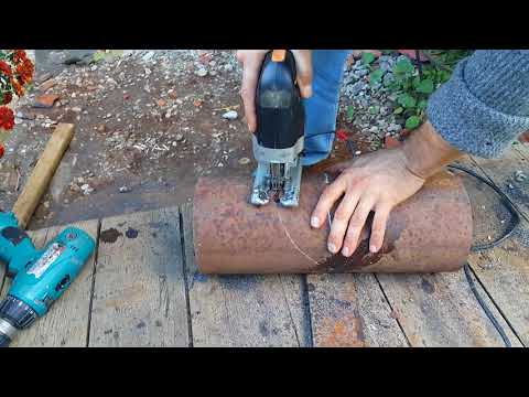 Видео: Резка трубы 150mm лобзиком.