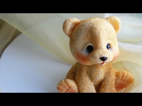 Видео: Как сделать объёмные фигурки из шоколада. 3Д фигурки. Мишка из шоколада.