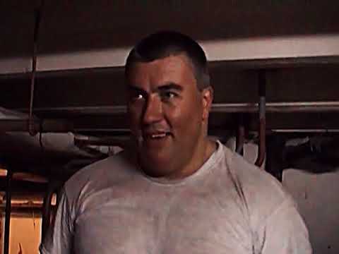 Видео: "ПОМОЩНИЧЕК"