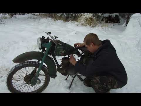 Видео: Мотоцикл Минск М1М + 30 редких мотоциклов и машин в секретном гараже коллекционера Сергея