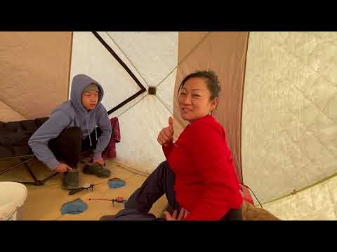 Видео: Зимняя рыбалка на Озере Балхаш. Каждую неделю ездим на рыбалку!