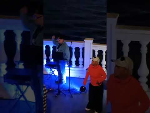 Видео: Amode mai 😍 More mai ❤️на Белой набережной в Анапе 25.10.25 🕺❤️💃🎸🎶🌟🎷🎊🤩Хит Альянс. 