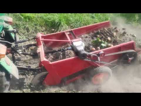 Видео: Самодельная навесная картофелекопалка к минитрактору мтз-132