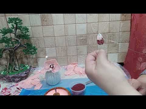 Видео: VID 20220110 235819О Орхидея из бисера. Язычок.