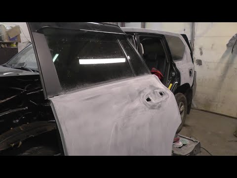 Видео: В гостях у Миши. Красим чёрный Toyota Land Cruiser Prado.