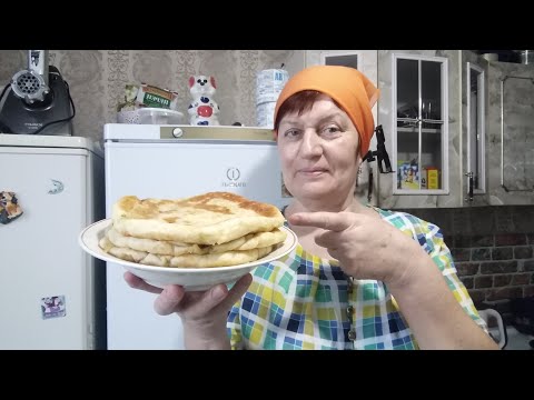 Видео: Лепешки с начинкой на ужин