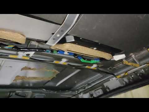 Видео: Обзор потолка Land Cruiser 100 2000 года.