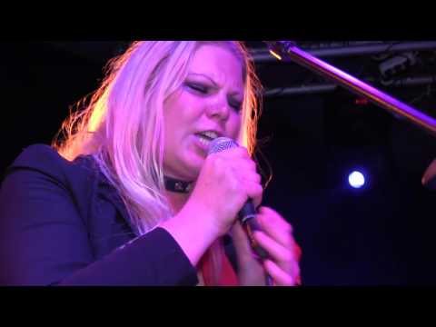 Видео: Катя Косякова 7.11.2015 Волки воют