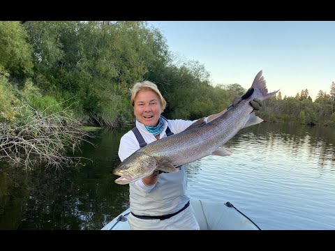 Видео: Ловля сахалинского тайменя в реках Северного Сахалина. Команда SMITH Russia