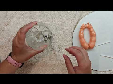 Видео: Ремонт покусов на руках у куклы ГДР