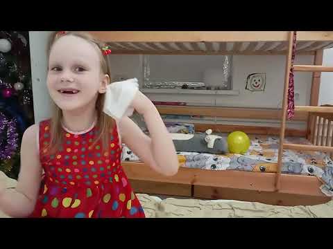 Видео: Игра В Семью 3 Часть Папу, Маму И 5 Детей И Робота Няню.Ариночка Играет Маму. 