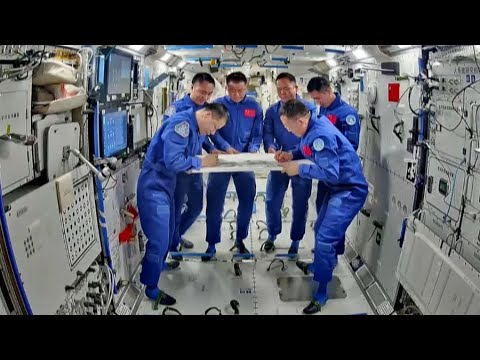 Видео: Қытай ғарышкерлері Жерге қайта алмай жатыр