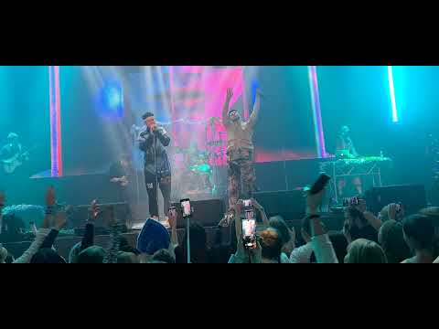 Видео: GAYAZOV$ BROTHER$ - "Больше мне не наливать" концерт 30/31 декабря 2021 г. в Москве