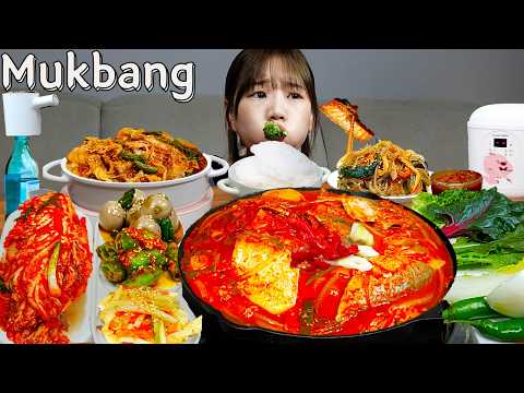 Видео: Sub)Real Mukbang- Корейская домашняя еда 🍱 Тушеная острая скумбрия,Свинина Бульгоги 🐟 КОРЕЙСКАЯ ЕДА