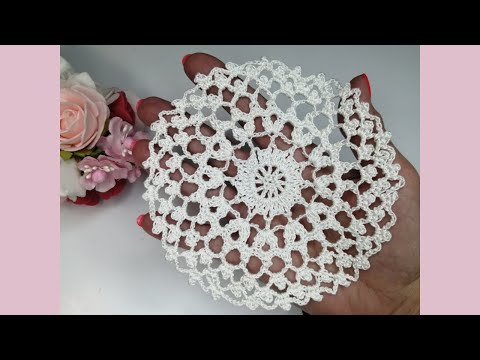 Видео: Очень красивая, нежная, ажурная салфеточка или мотив - все зависит от фантазии.
