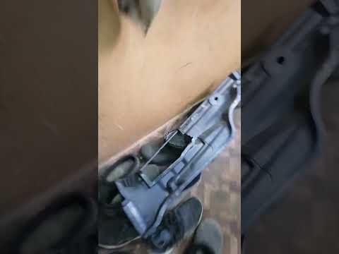 Видео: Замена обшивки дверной карты на Вольво ФШ 12-13