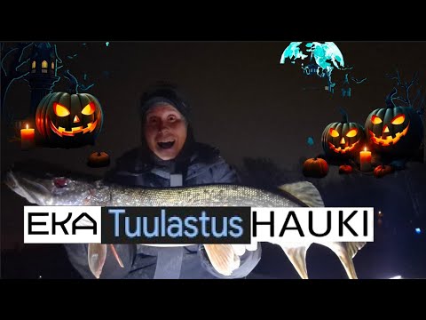 Видео: 🎃 ПЕРВАЯ ЩУКА! 👻 ХЭЛЛОУИН СПЕССУ ЧАСТЬ 2🍁 СНОВА НОЧЬ В РЫБНОЙ ЗОНЕ! 🍂🐟