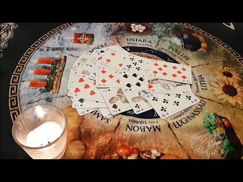 Видео: Что скрывает под сердцем Крестовый король...? ♣️♥️