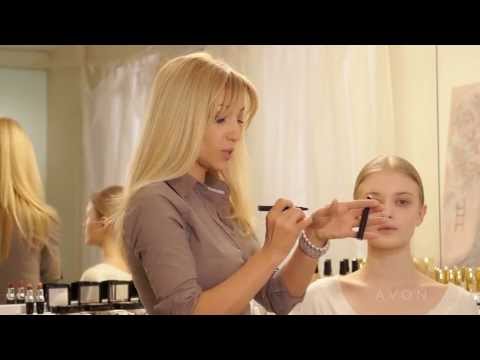 Видео: Образы: дневной макияж и яркий вечерний акцент от Avon