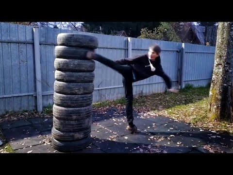 Видео: Удары ногами на вращении в одну сторону. Мощные удары ногами. Удары в макивару. День 55, 56, 57.