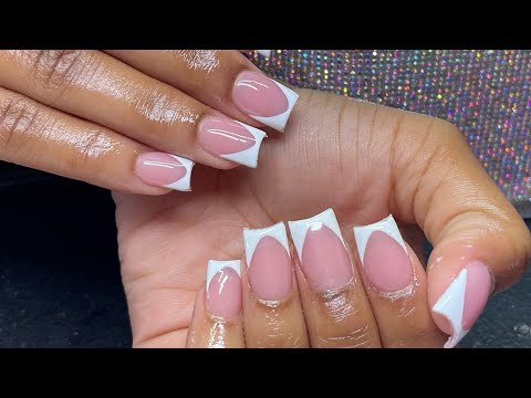 Видео: Классический французский маникюр шаг за шагом🤍🤍#ногти #дизайнногтей #французскийманикюр #урок