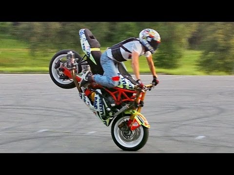Видео: Как Делать Стоппи на Мотоцикле