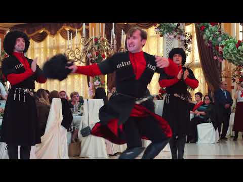 Видео: АНСАМБЛЬ ЛЕЗГИНКА - ГОРСКИЙ ТАНЕЦ. #lezginkadance #caucasiandance #shotrs