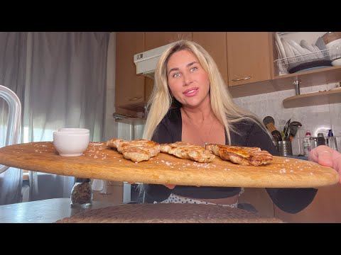 Видео: ЧУТЬ НЕ ВЫГНАЛА МЕНЯ ЗА УРОНИВШУЮ КРОШКУ,ВОТ И ПОДРУГА)