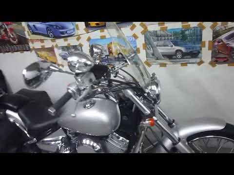 Видео: Обзор мото аксессуаров на DragStar: лобовик, сигнал, спинка, кофры, зеркала, аудио, чехол на телеф