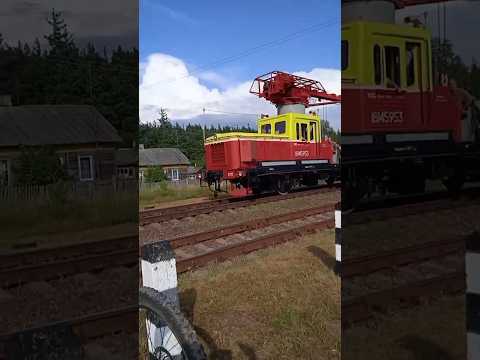 Видео: Мотовоз ДГКУ-2595 с приветливой бригадой #уз