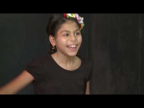 Видео: ДА УЧИМ БЪЛГАРСКИТЕ НАРОДНИ НАРОДНИ ТАНЦИ - ДЖИНОВСКИ ТАНЦ