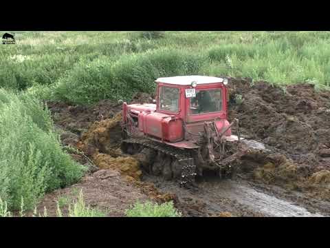 Видео: ДТ 75 в деле / Как устроен привод комбайна / Обзор второго колхоза