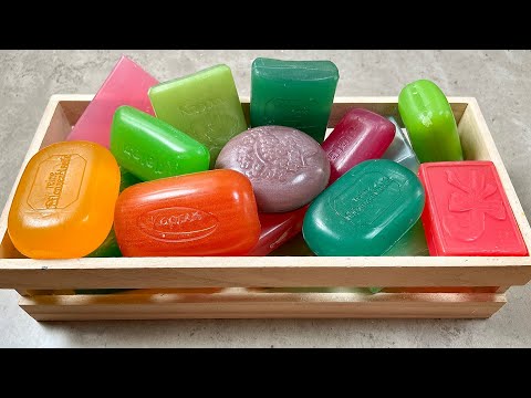 Видео: CUTTING GLYCERINE SOAP * Relaxing ASMR * Резка глицеринового мыла #relaxtime