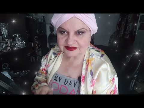 Видео: КРАШУСь-МАЖУСь. БОЛТАЛКА.silvernutterfly1000 in English, эксеприменты с цветами теней#makeup ,макияж