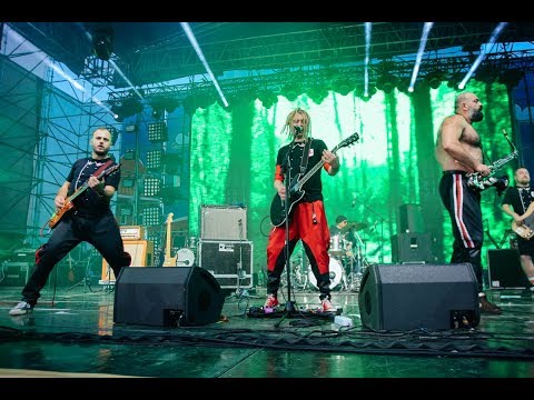 Видео: Крамбамбуля - Тры Чарапахі (NRM cover) (live in Belarus 2017, Lidbeer, Lida)
