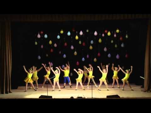Видео: Ансамбль "Мариолька" - "Кораблик детства"