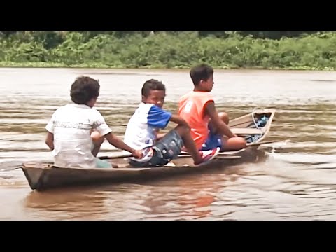 Видео: Дороги невозможного - Бразилия, маленькие лодочники Амазонки