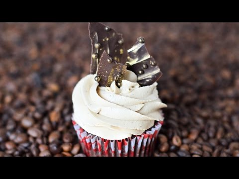 Видео: Кофейно-шоколадные капкейки ☆ Coffee and chocolate cupcakes